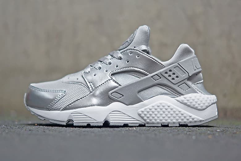 Nike WMNS「Silver」系列