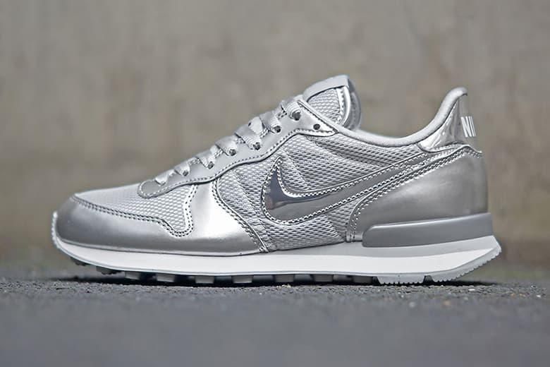 Nike WMNS「Silver」系列