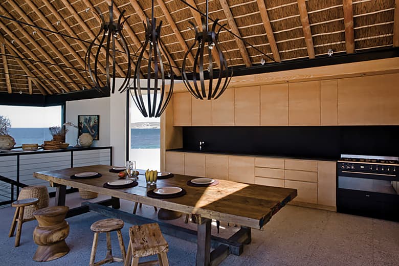 SAOTA 打造 Silver Bay House 海邊住所