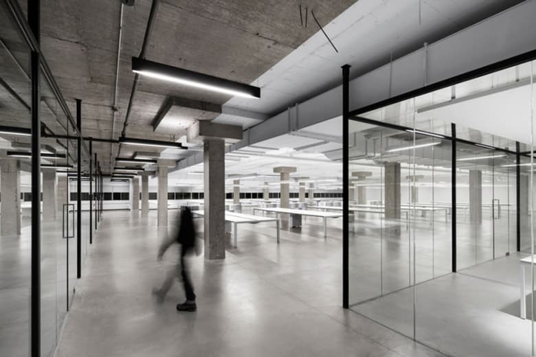 造訪由 Humà Design 設計的 SSENSE 蒙特利爾新辦公室
