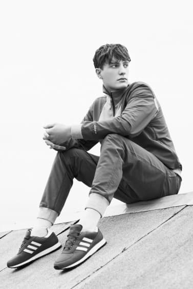 《The Green Soccer Journal》打造 adidas Originals x SPEZIAL 2015 春夏系列造型特輯