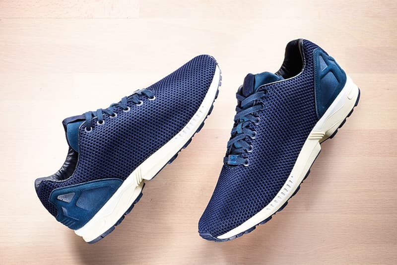 adidas Originals ZX Flux「Stripeless」系列