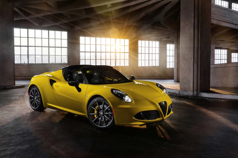 Alfa Romeo 2015 年式樣 4C Spider 車款