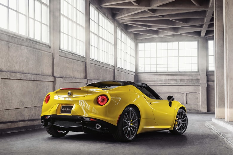 Alfa Romeo 2015 年式樣 4C Spider 車款