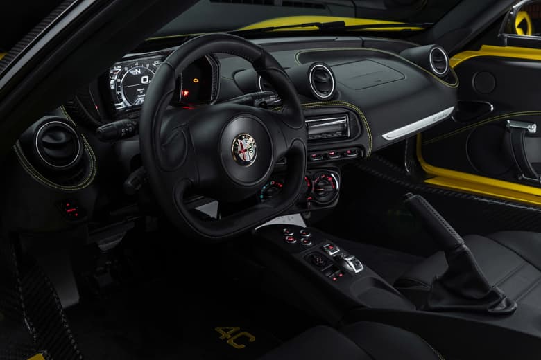 Alfa Romeo 2015 年式樣 4C Spider 車款