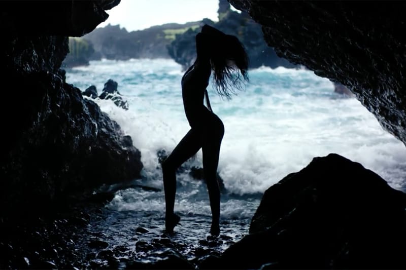 Victoria's Secret 2015 泳裝系列造型視頻