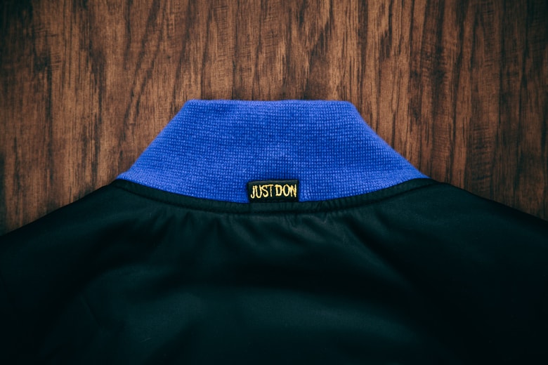 Just Don x Air Jordan II Pinnacle 聯名飛行夾克