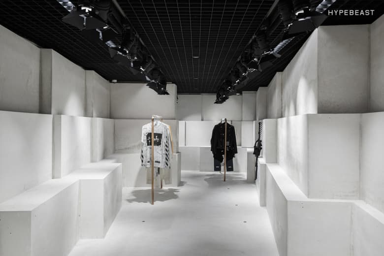 走進 OFF-WHITE 香港旗艦店