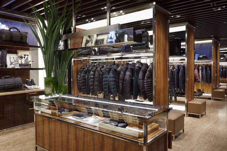Moncler 於巴黎開設首間男裝專門店