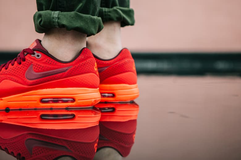 Nike Air Max 1 Ultra Moire「University Red」配色