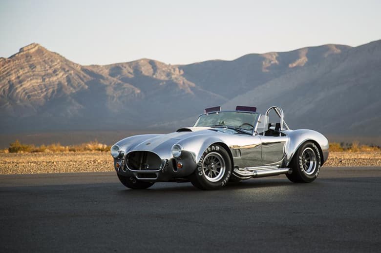 Shelby 427 Cobra 50 週年紀念版本