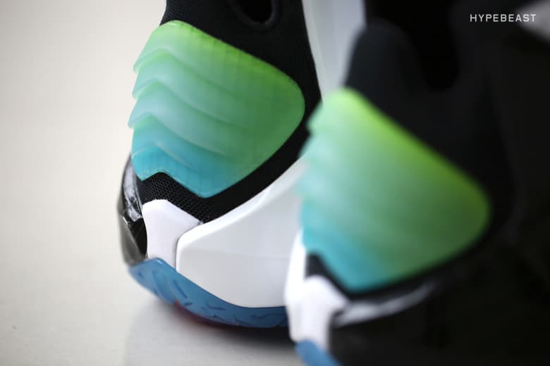 近賞 Nike LeBron 12 全明星賽主題配色