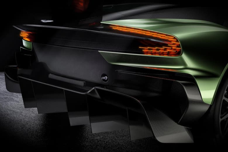 Aston Martin 發佈 Vulcan 超級跑車