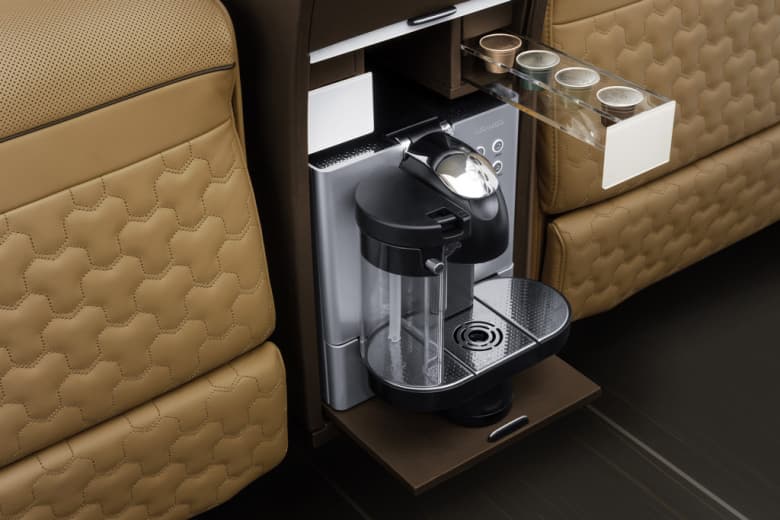 Brabus Business Lounge 商務改裝車