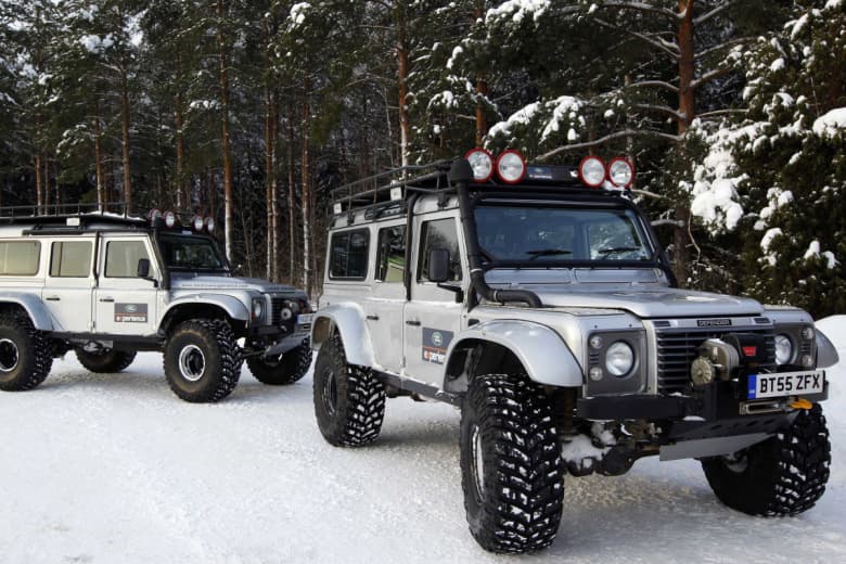 Jaguar 與 Range Rover 加盟 007 最新電影《Spectre》