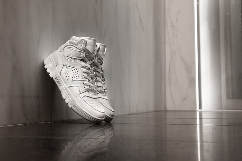 DKNY x PONY M-100 聯名版本