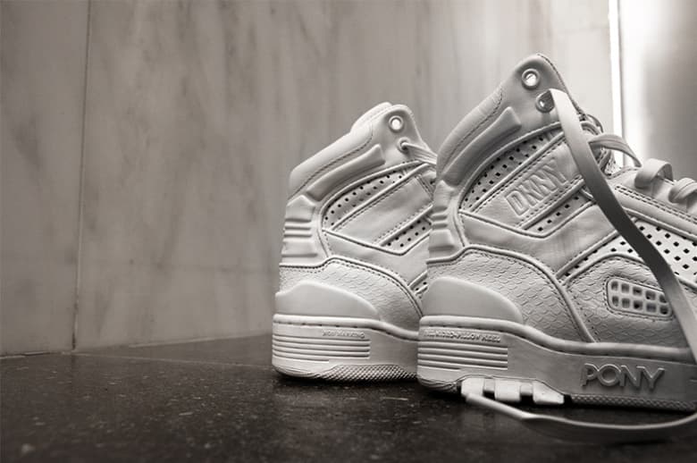 DKNY x PONY M-100 聯名版本