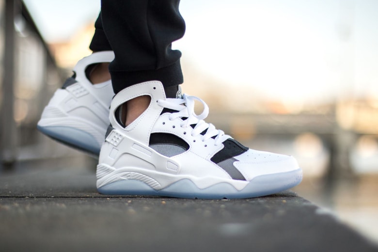 Nike Air Flight Huarache 全新配色設計
