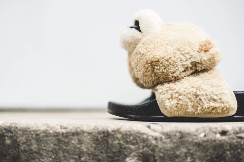 近賞 adidas Originals by Jeremy Scott Teddy Bear adilette 涼拖