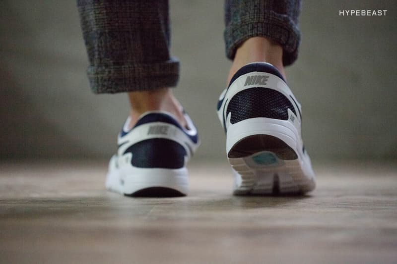 近賞 Nike Air Max Zero 跑鞋