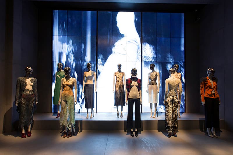 「Alexander McQueen: Savage Beauty」倫敦時裝回顧展