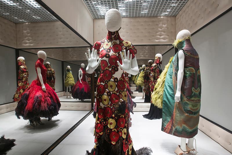 「Alexander McQueen: Savage Beauty」倫敦時裝回顧展