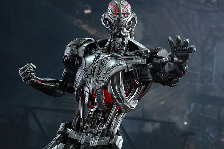 Avengers: AOU: 1/6 比例 Ultron Prime 收藏版人偶