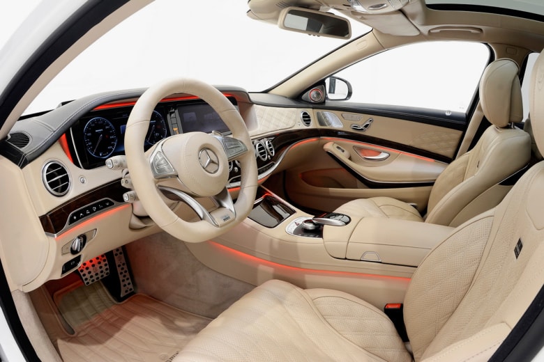 Brabus Rocket 900 高性能轎跑車