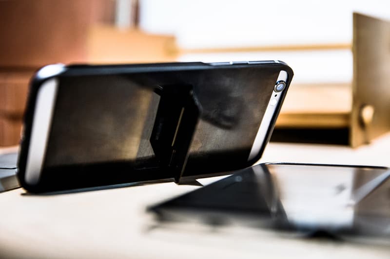 CLAUSTRUM iPhone 6 不鏽鋼手機保護殼