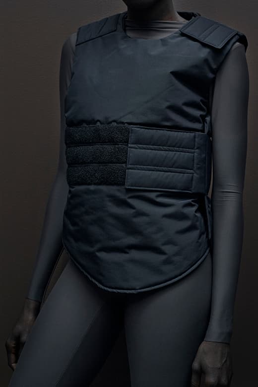 Kanye West 與攝影師  Jackie Nickerson 聯手打造《Season》刊物