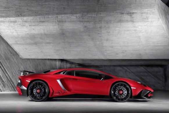 Lamborghini Aventador SV 超級跑車