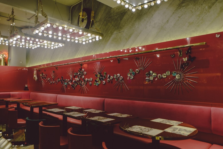走進香港上環隱藏式餐館 Mrs. Pound