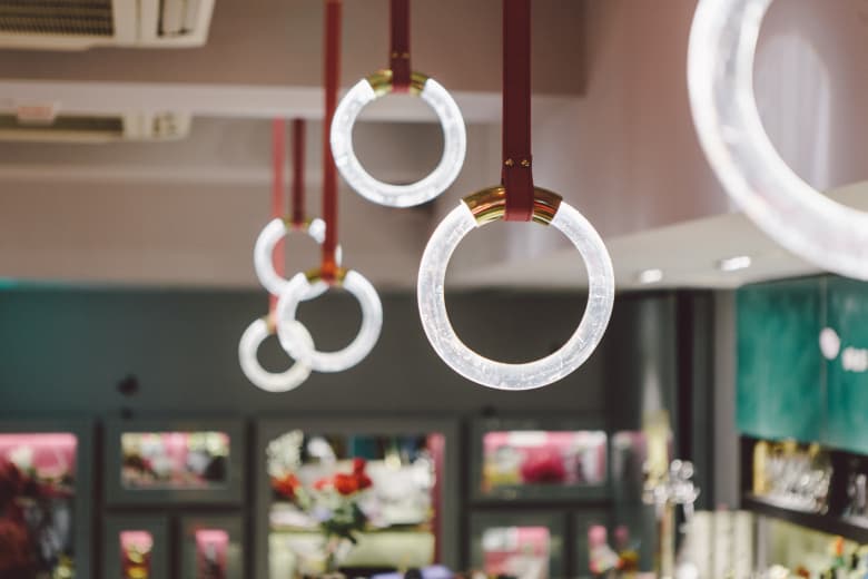 走進香港上環隱藏式餐館 Mrs. Pound