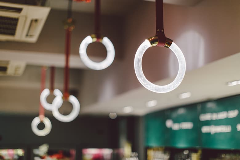 走進香港上環隱藏式餐館 Mrs. Pound