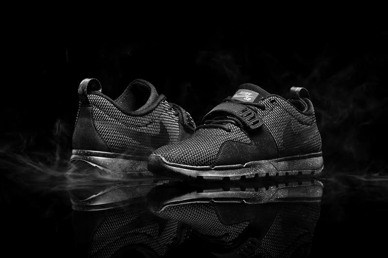 Nike SB Trainerendor「Black-on-Black」配色