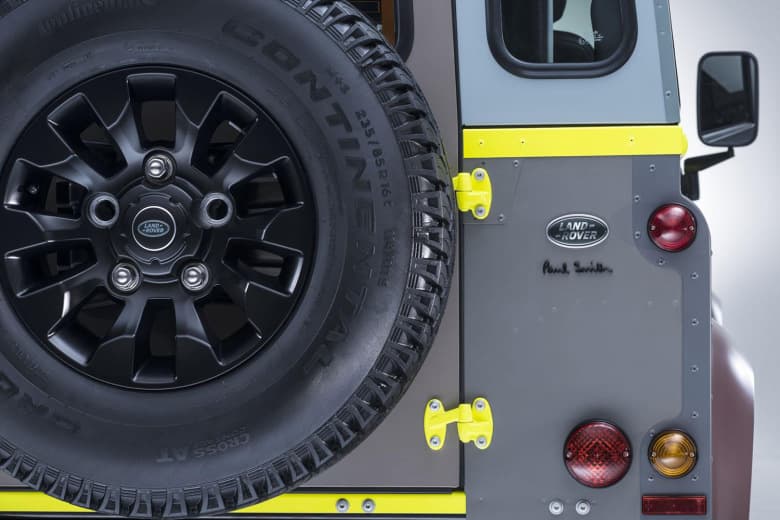 Paul Smith 聯手 Land Rover 打造定製版 Defender 車款
