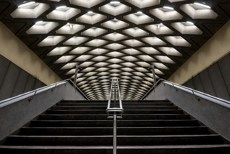 Chris Forsyth 攝影企劃「Montreal Metro Project」