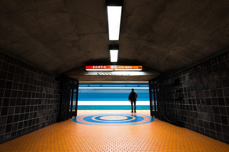 Chris Forsyth 攝影企劃「Montreal Metro Project」