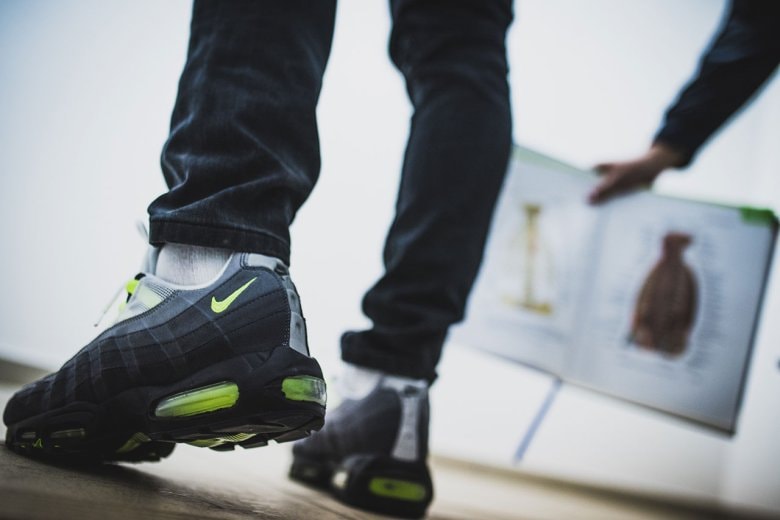 Sneakershot 與 Nike Sportswear 攜手打造歷代 Air Max 跑鞋造型特輯
