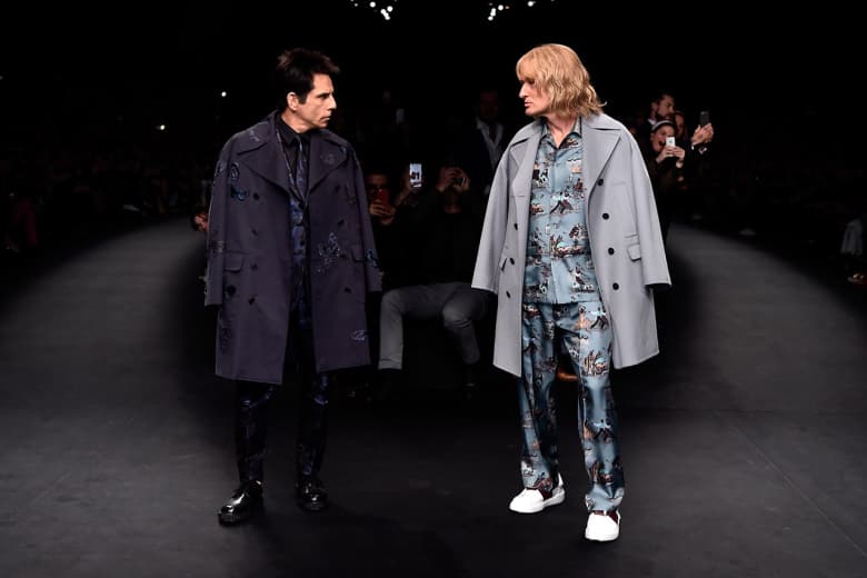 Ben Stiller 與 Owen Wilson 以《Zoolander》角色造型亮相 Valentino 2015 秋冬大秀