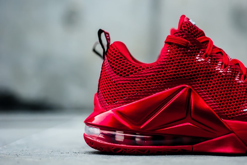 近賞 Nike Lebron 12 Low PRM 全紅配色設計