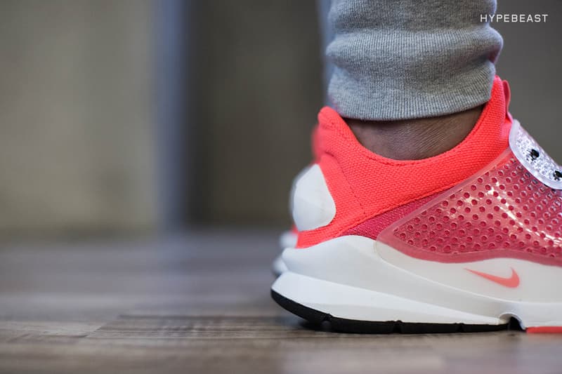 近賞 Nike Sock Dart SP 亮粉配色