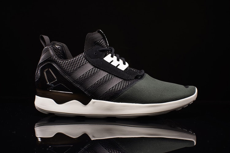 adidas ZX 8000 Boost「Core Black」配色