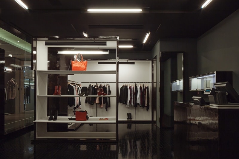 Ann Demeulemeester 中國首間獨立專門店