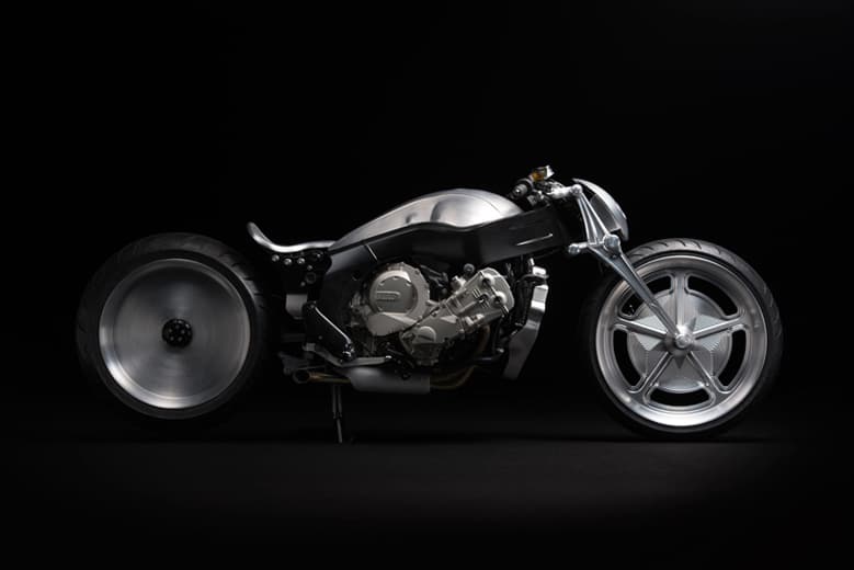 BMW Motorrad Japan Ignite Straight Six 特別版機車