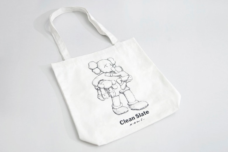 KAWS 將於大上海時代廣場舉辦中國內地首次展覽「CLEAN SLATE」