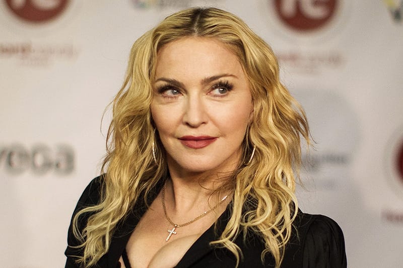 Madonna 發裸照抗議 Instagram 圖片審查制度