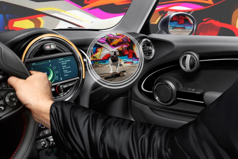 MINI 推出全新增加顯示駕駛輔助眼鏡