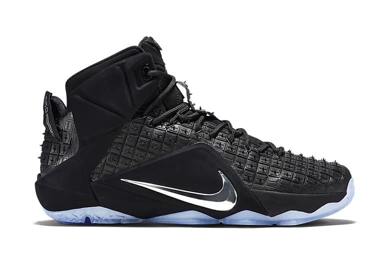 Nike LeBron 12 EXT「Rubber City」配色