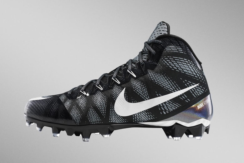 Nike 發佈全新美式足球靴系列